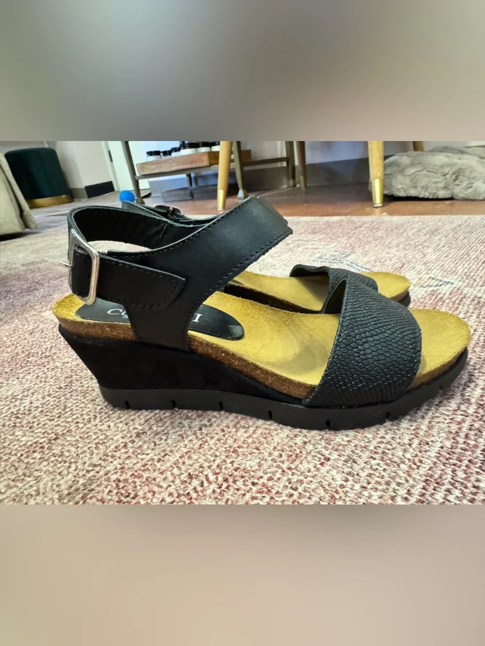 Cordani made in Italy black leather wedge platform sandals w/buckle like new 7.5